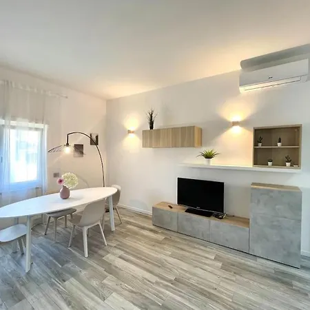 Apartman Ottavia Station *